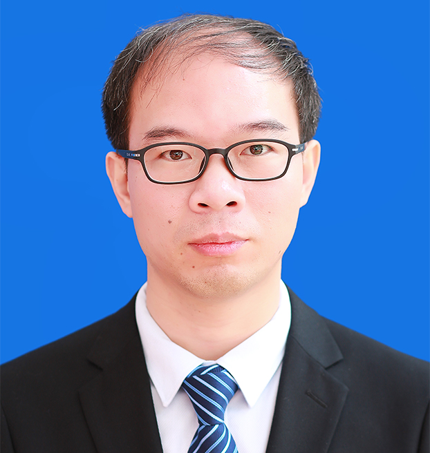 李赞红  高职部校长