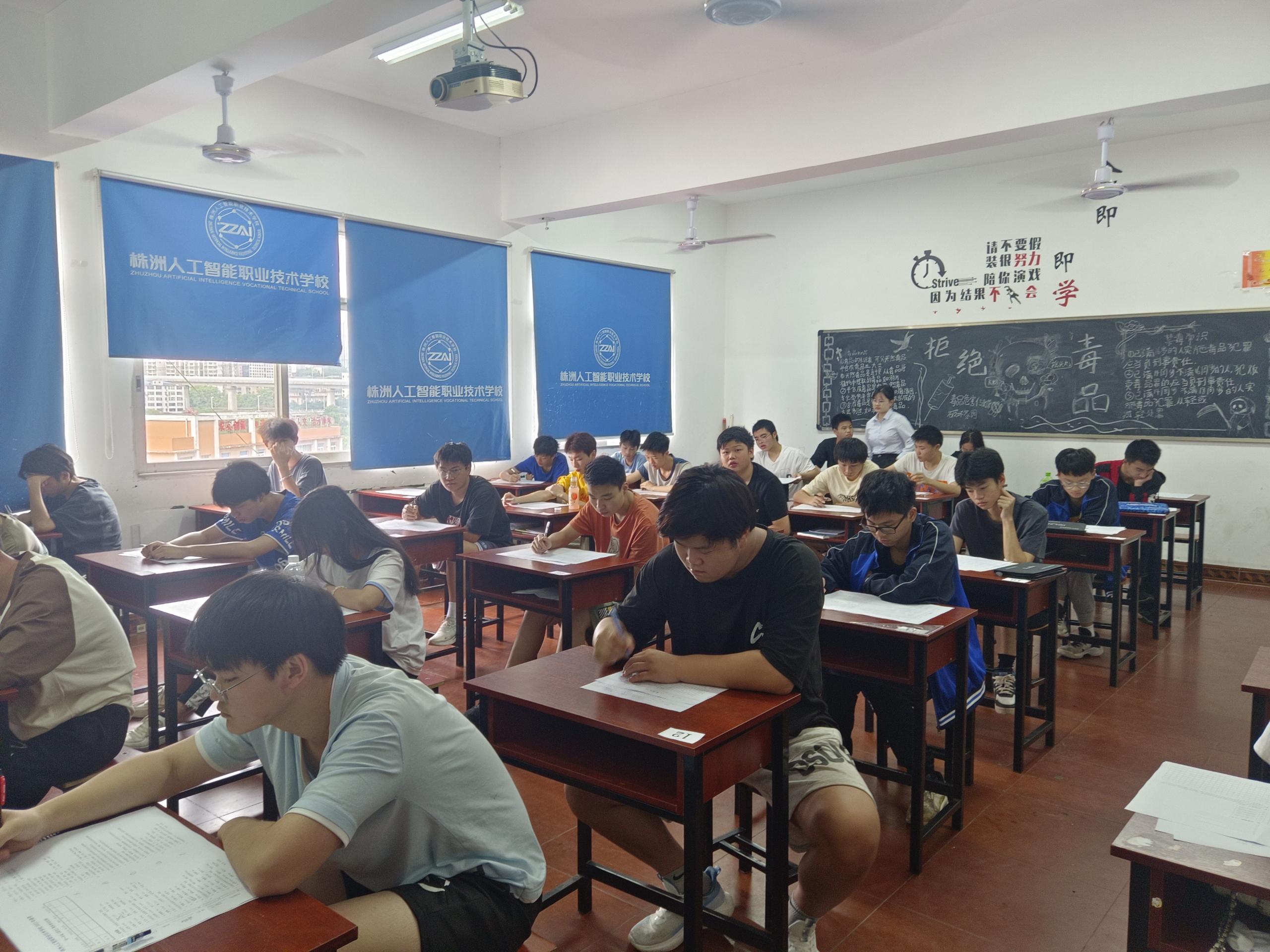 c137badf6aa0484d4bf4fcc50a40fac9.jpg