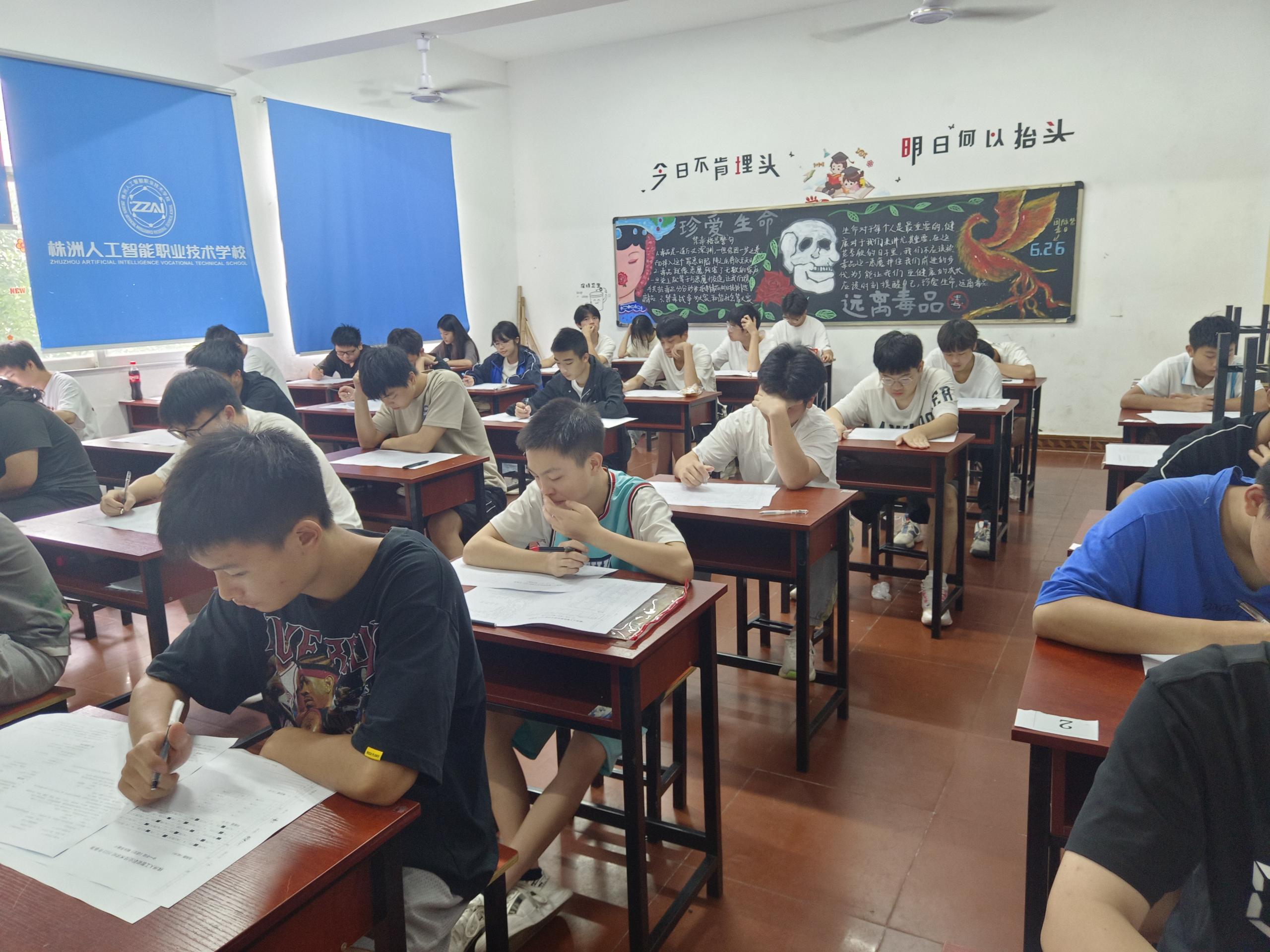 aeaa14843a7d260963c93bf370f8e312.jpg